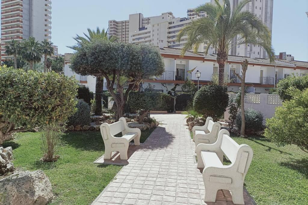 2 Bedroom Townhouse In Beautiful Gated Complex 베니돔 외부 사진