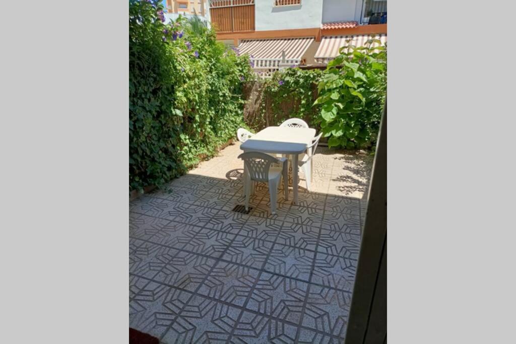 2 Bedroom Townhouse In Beautiful Gated Complex 베니돔 외부 사진